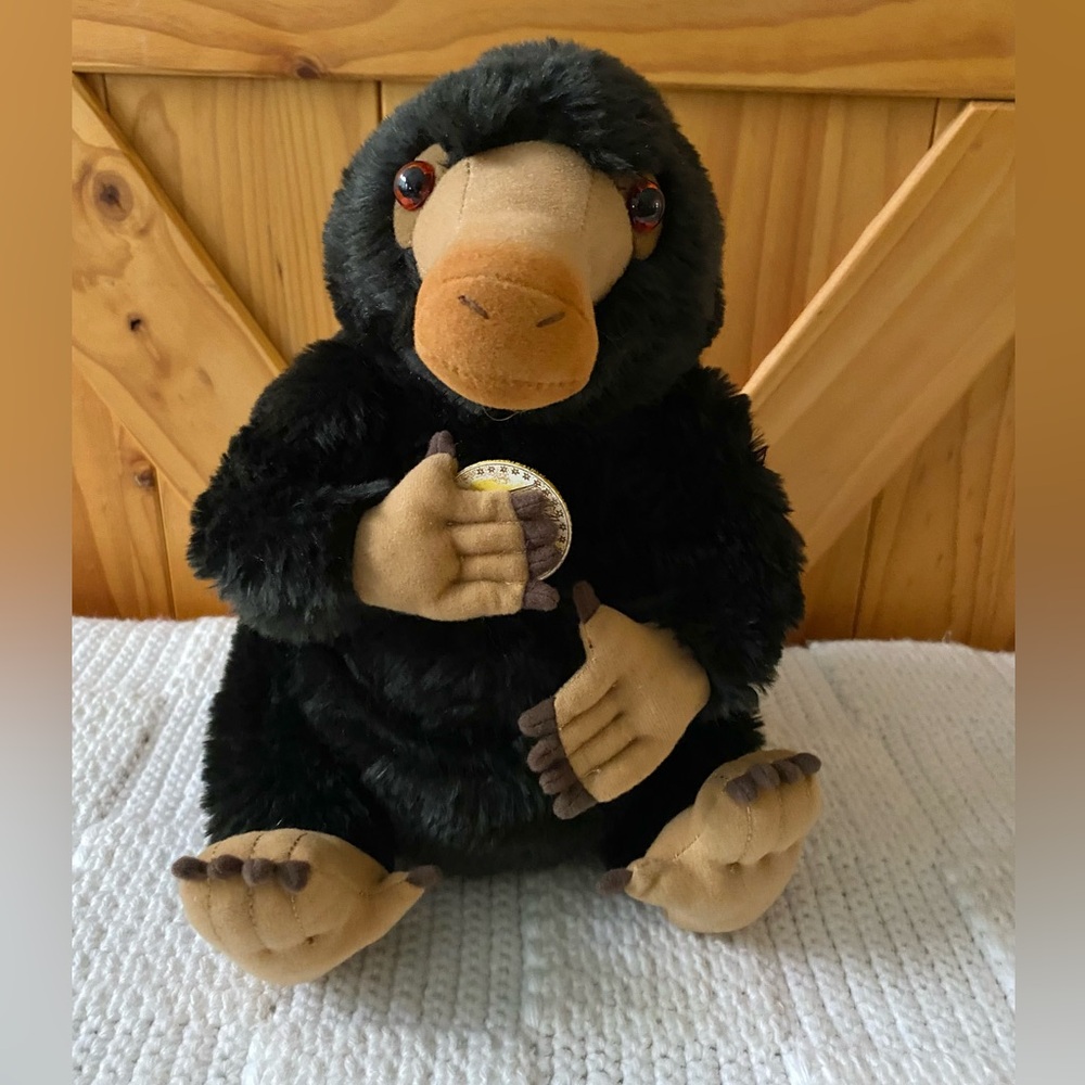 The Noble Collection Fantastic Beasts Niffler Plush